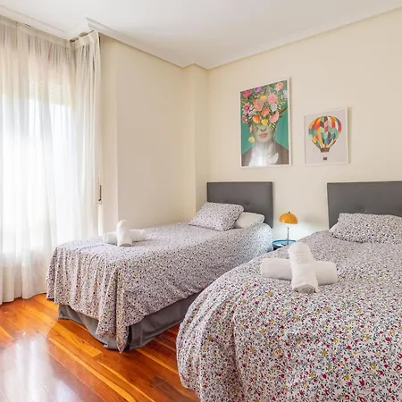 Morada De Lujo En Menendez Pelayo I Parking Privado I Playas I Wifi * 산탄데르