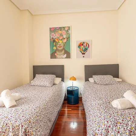 Morada De Lujo En Menendez Pelayo I Parking Privado I Playas I Wifi Apartment *