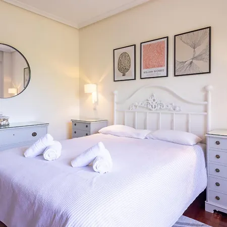 아파트 Morada De Lujo En Menendez Pelayo I Parking Privado I Playas I Wifi *