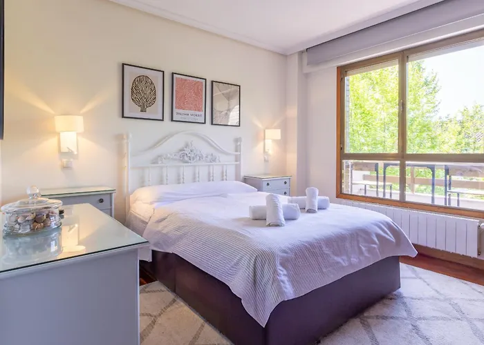 Morada De Lujo En Menendez Pelayo I Parking Privado I Playas I Wifi * Santander