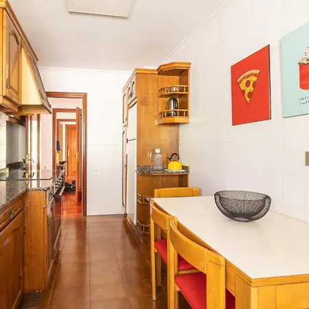 Morada De Lujo En Menendez Pelayo Appartement