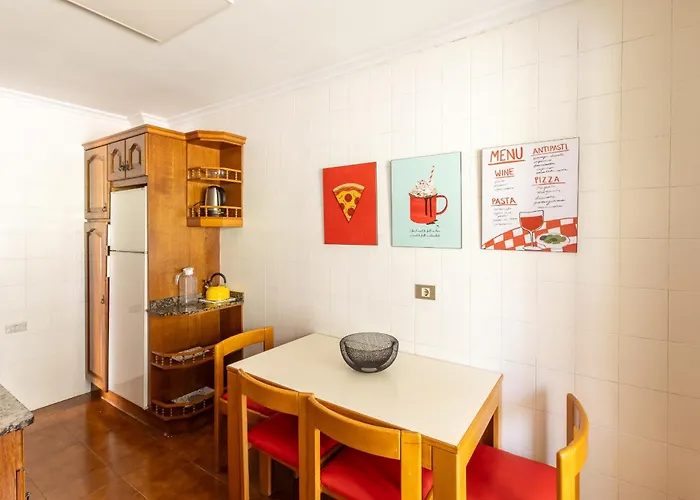 Morada De Lujo En Menéndez Pelayo